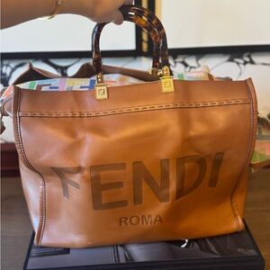 Fendi sunshine Large size